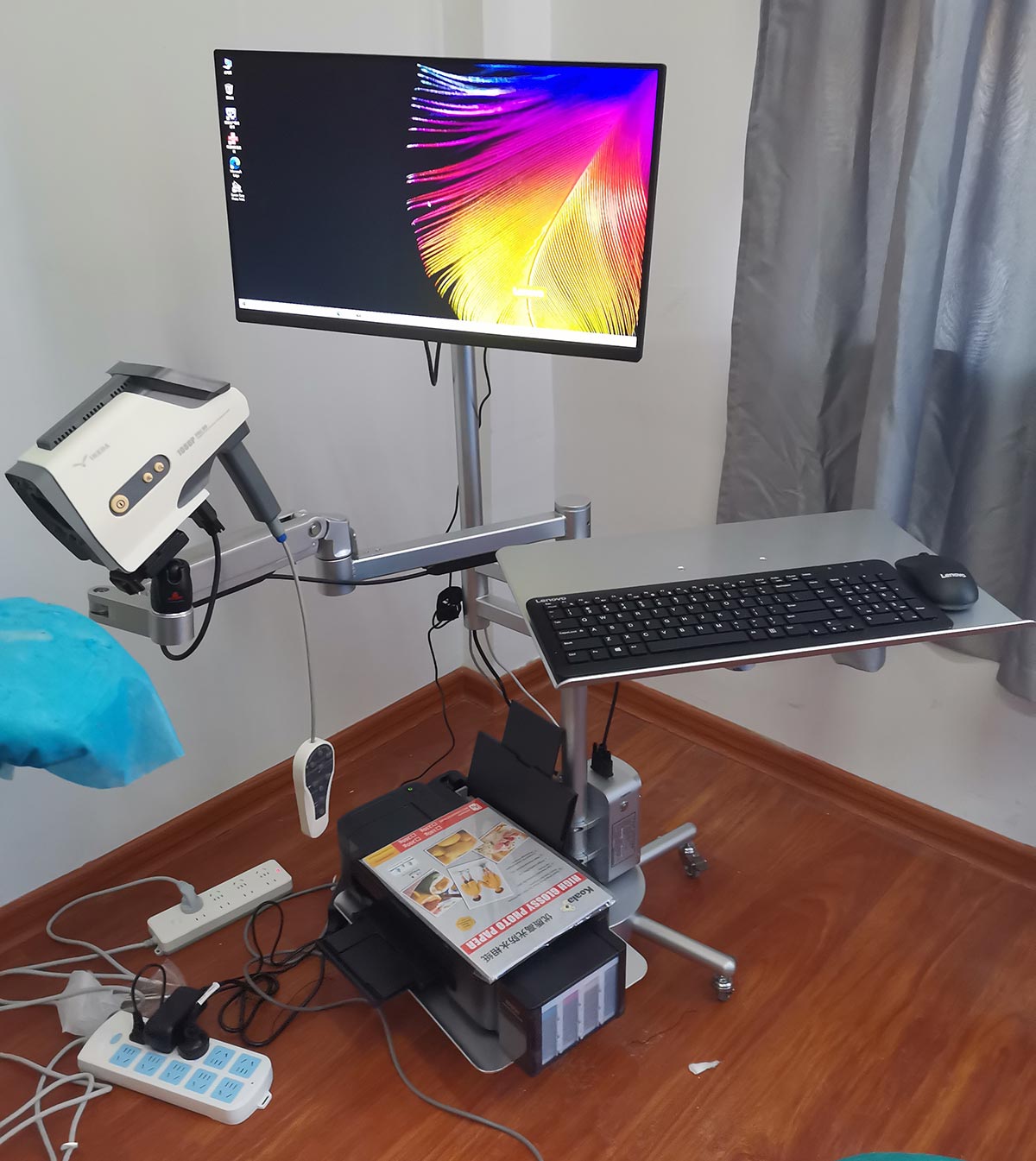 YKD-3003數(shù)碼電子陰道鏡裝機(jī) YKD-3003數(shù)碼電子陰道鏡裝機(jī)